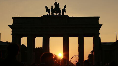 Das Brandenburger Tor bei Sonnenuntergang