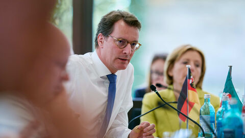 Ministerpräsidentenkonferenz am 20. Juni in Berlin: Konferenzbeginn MPK