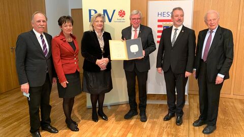 Verleihung der BdV-Ehrenplakette an den Hessischen Ministerpräsidenten Volker Bouffier