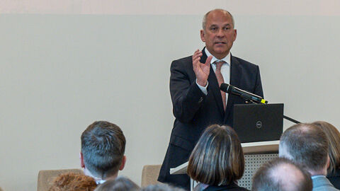 Eröffnung der MOTRA-Konferenz in Wiesbaden